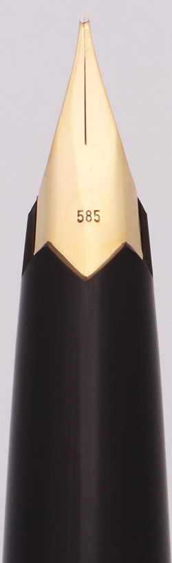Montblanc 221 Classic Fountain Pen (Germany, 1980s) - Black